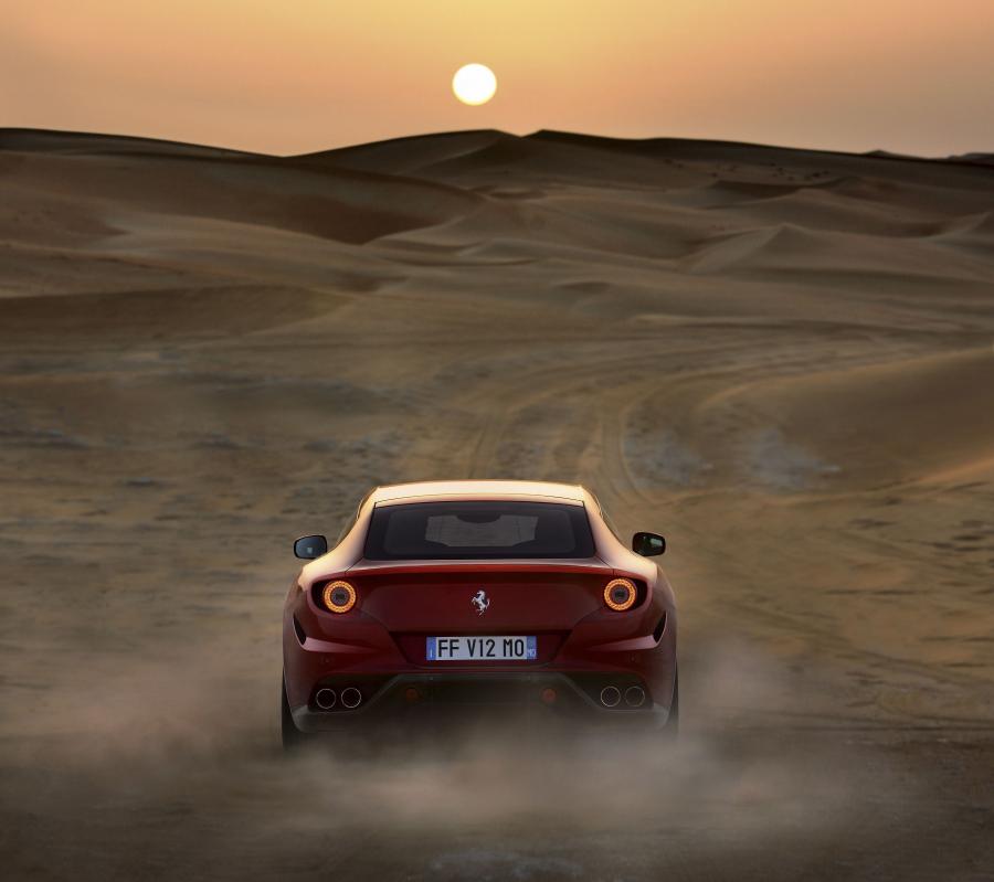  Ferrari FF 2011 года  (фото 48 из 195)